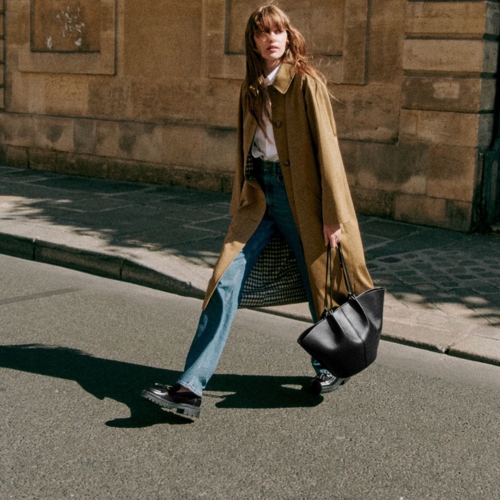 Sezane Clyde trench coat in size 6. Worn only once